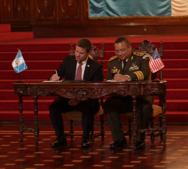 Firma de la Carta de Aceptación